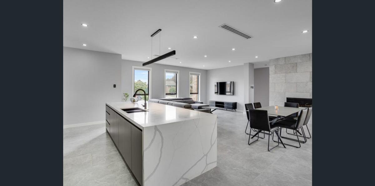 Alexander Avenue - View 7