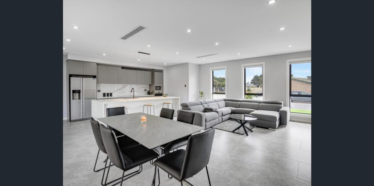 Alexander Avenue - View 9