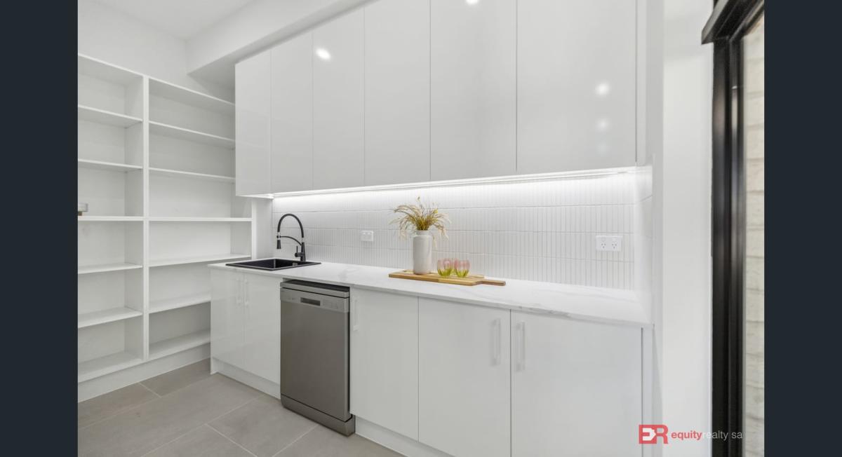 Fulham Gardens - View 2