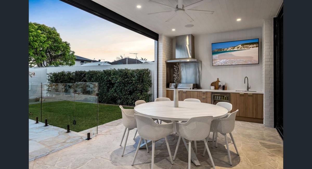 Henley Beach - View 1